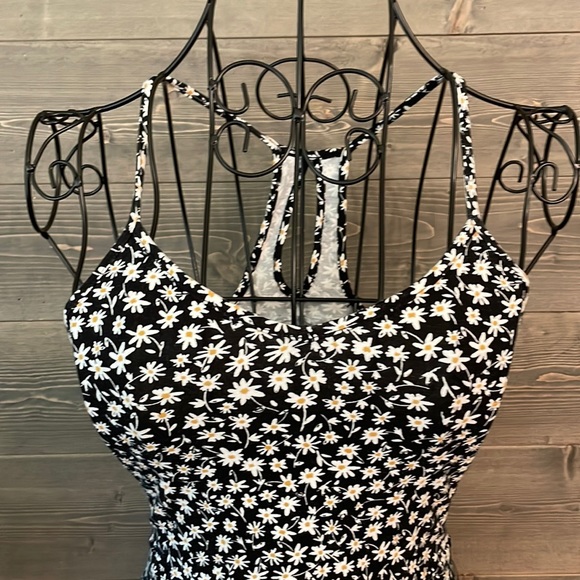 So extra small, spaghetti strap, Daisy summer dress - Picture 3 of 8